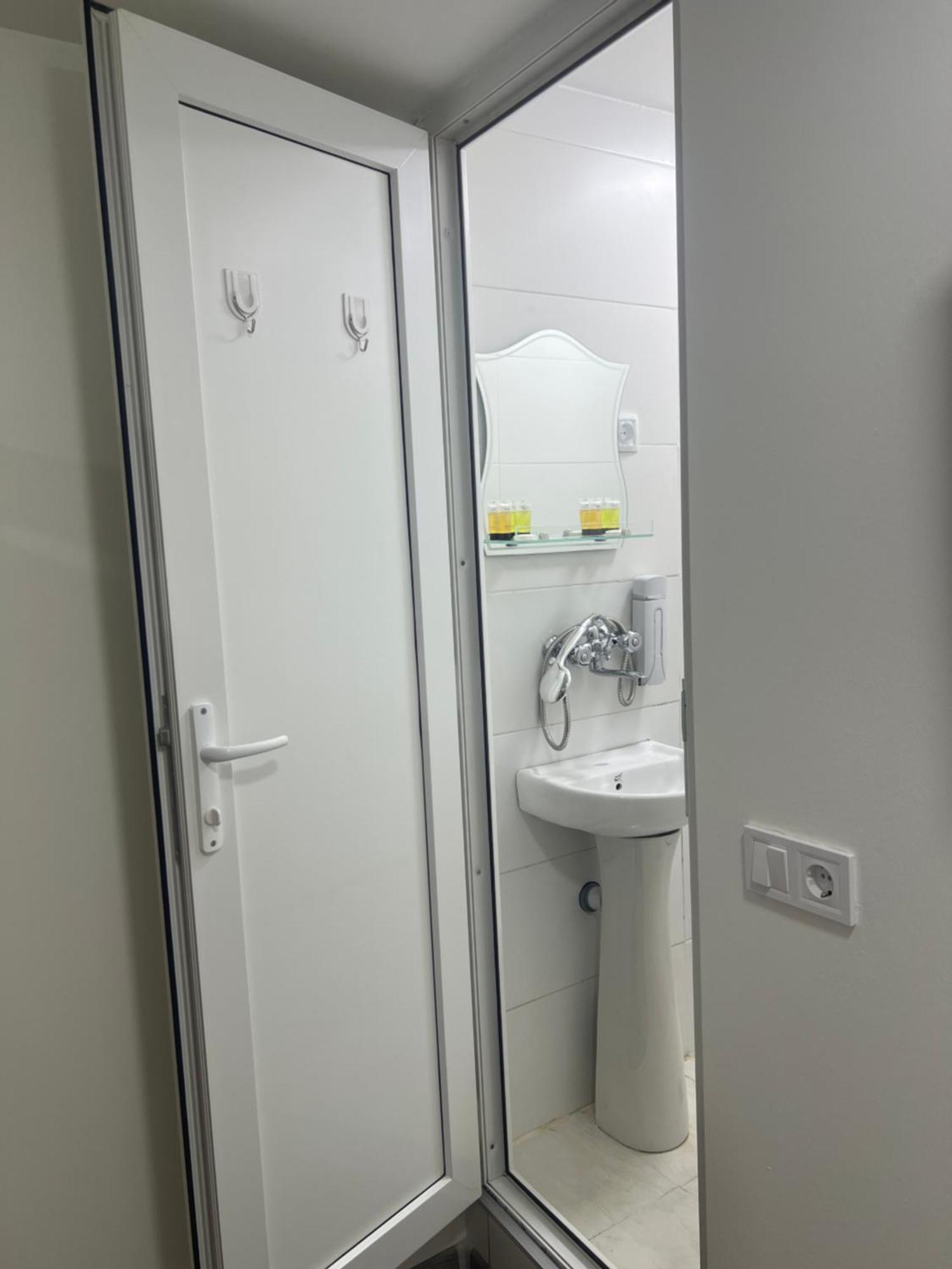 Tazo Apartment Tbilisi Ngoại thất bức ảnh